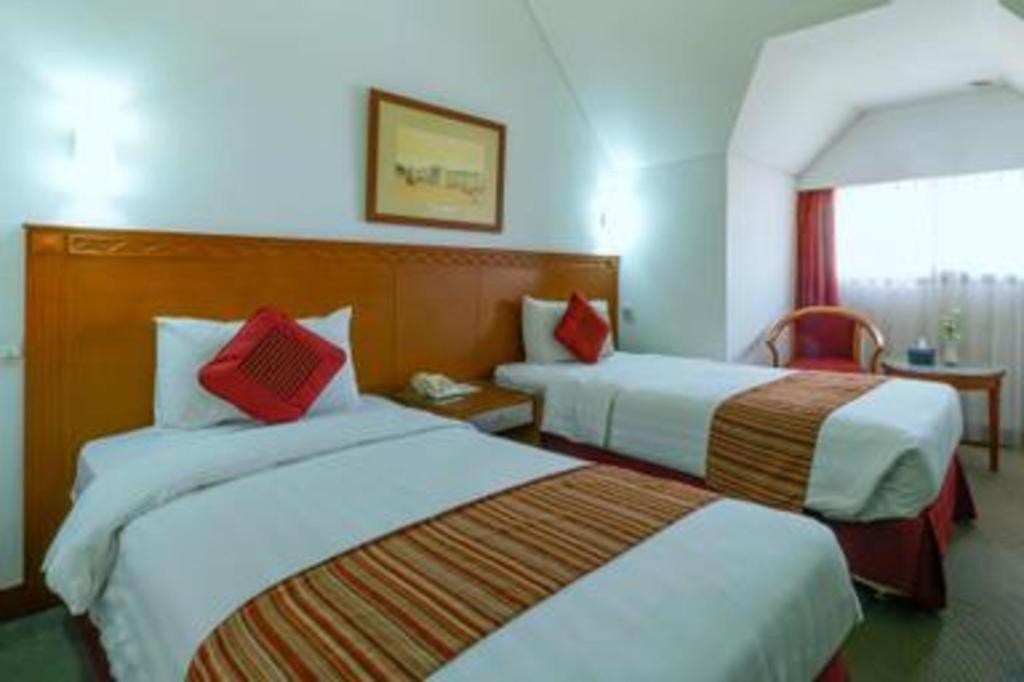 Sofyan Hotel Cut Meutia Yakarta Exterior foto